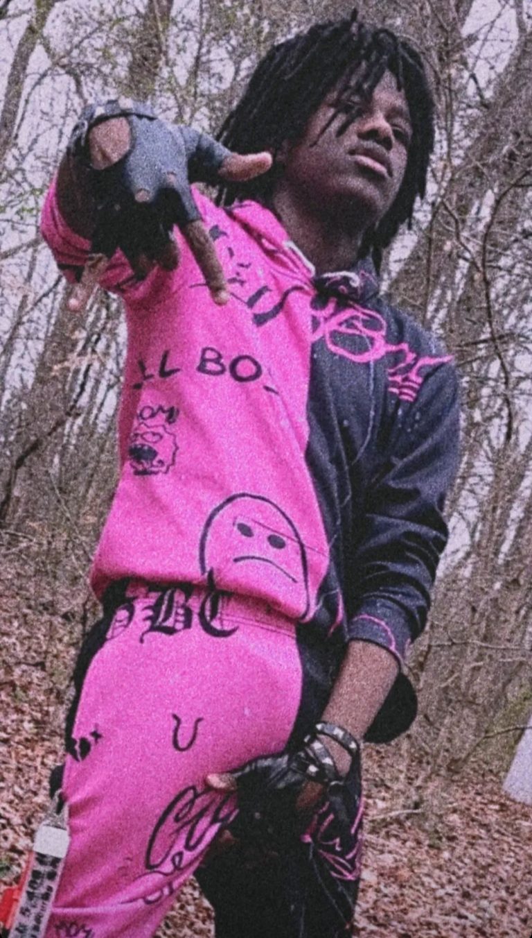 Breaking The Mold: The Success and Unique Style of Theywantdonnie_